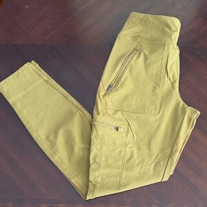 Athleta olive green cargo leggings
